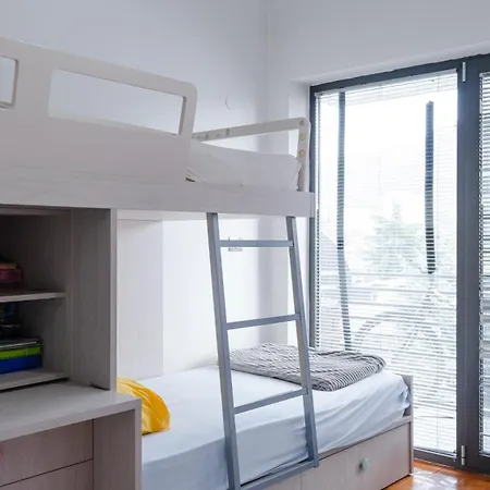 Eco Ace Apartamento Escópia